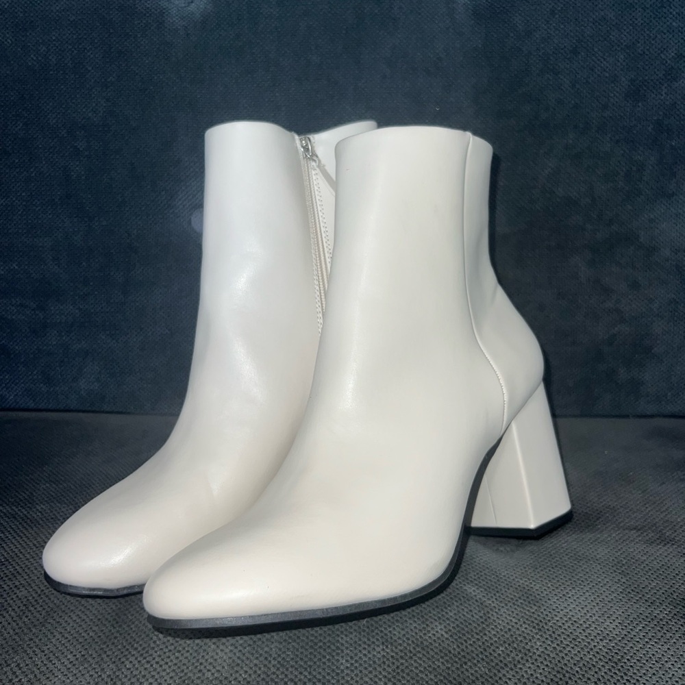 Elegant White Ankle Boots